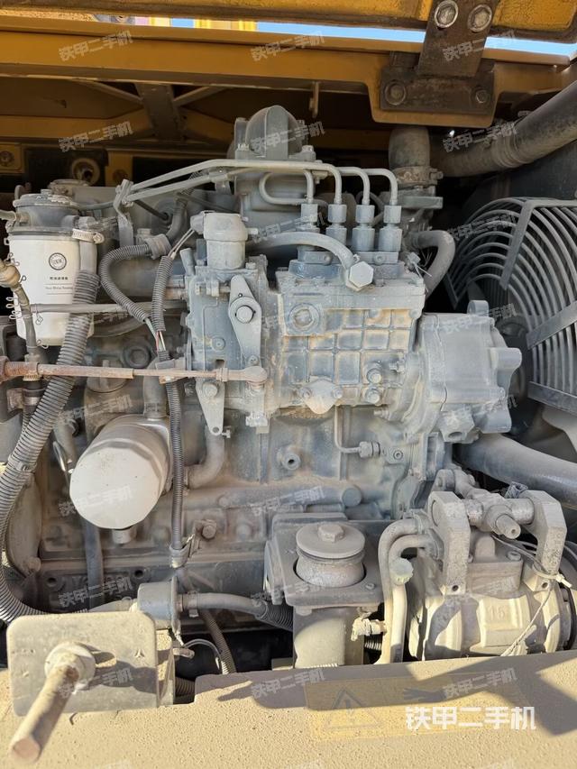 发动机整体俯视（整机外观）