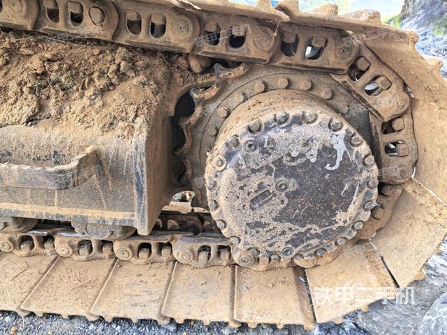 左側(cè)履帶整體?(行走機構(gòu)) 左側(cè)履帶整體?(行走機構(gòu))