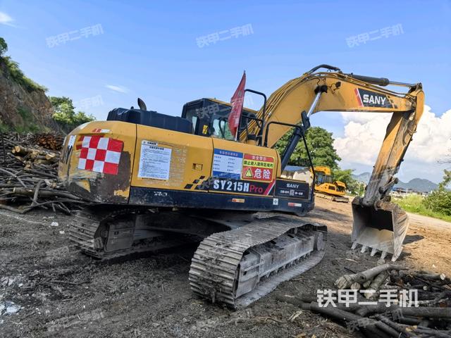 右后45(整机外观) 右后45(整机外观)