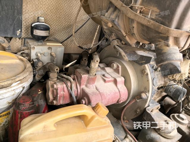 液压泵室（大件舱室）