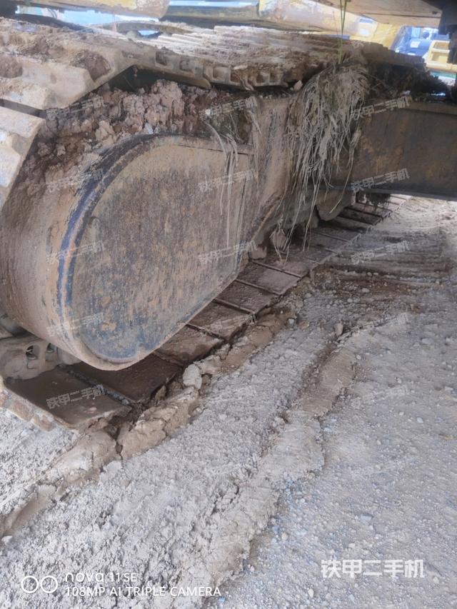 左侧行走马达盖板(行走机构) 左侧行走马达盖板(行走机构)