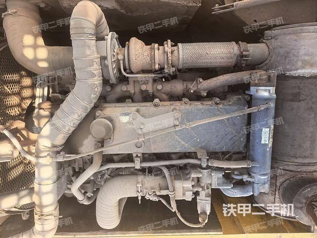 发动机室（上车部件）