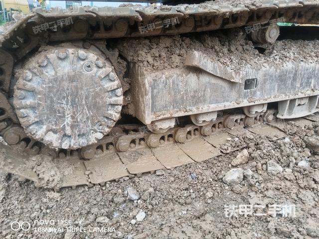 右驱动轮(行走机构) 右驱动轮(行走机构)