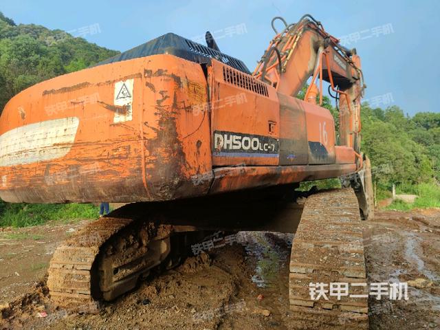 整机右后45°(整机外观) 整机右后45°(整机外观)