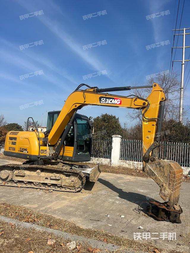 单侧履带整体（整机外观）