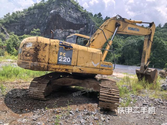 左后45(整機(jī)外觀) 左后45(整機(jī)外觀)