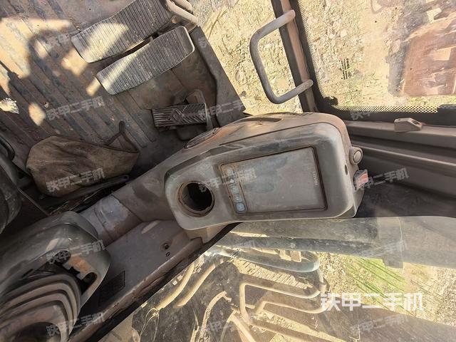 显示屏 （驾驶室部分）