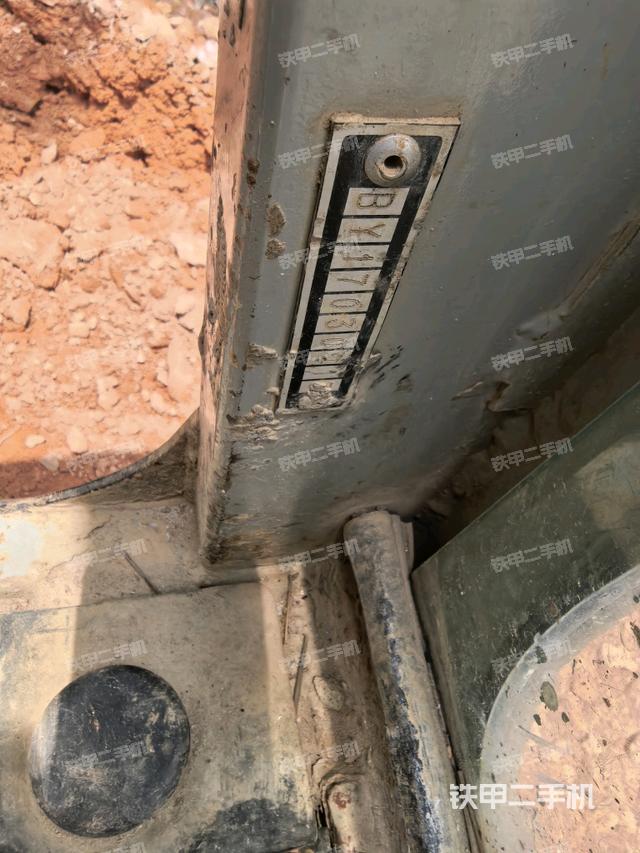 座椅后部（驾驶室部分）