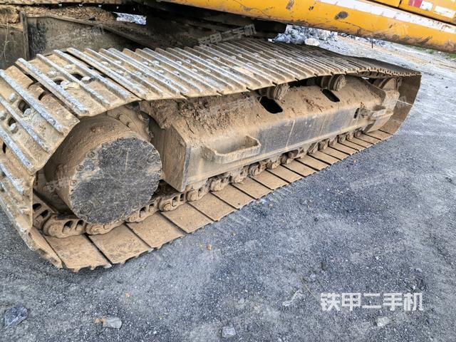 右驅(qū)動輪(行走機構(gòu)) 右驅(qū)動輪(行走機構(gòu))