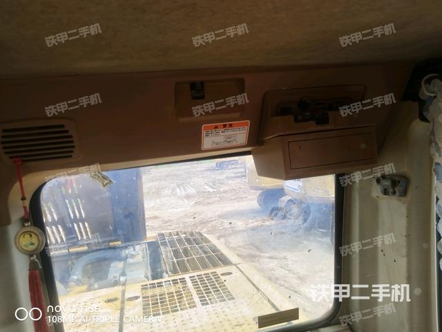 后窗玻璃角标(驾驶室部分) 后窗玻璃角标(驾驶室部分)