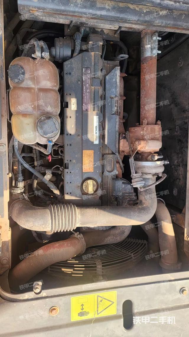 发动机整体俯视（整机外观）