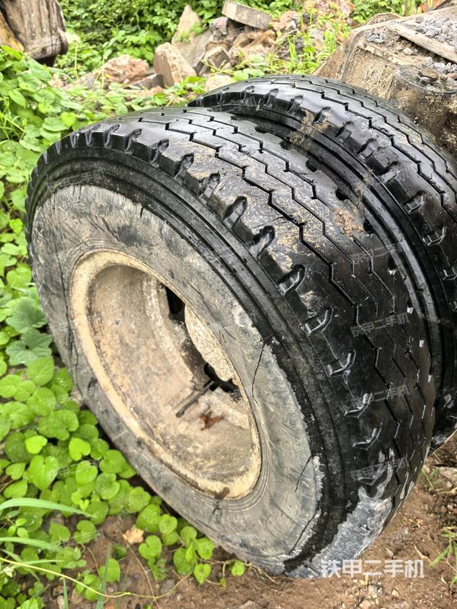 右驅(qū)動(dòng)輪(行走機(jī)構(gòu)) 右驅(qū)動(dòng)輪(行走機(jī)構(gòu))