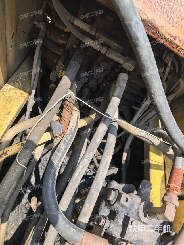 發(fā)動(dòng)機(jī)室(上車(chē)部件) 發(fā)動(dòng)機(jī)室(上車(chē)部件)