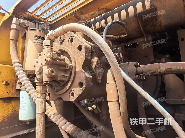 液压泵斜45 右（大件舱室）