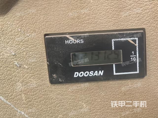 小時(shí)表(駕駛室部分) 小時(shí)表(駕駛室部分)