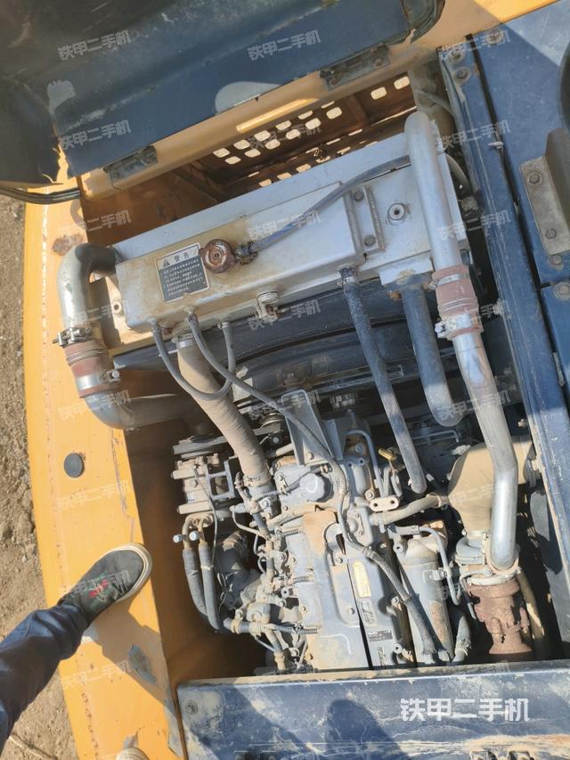 發(fā)動(dòng)機(jī)整體俯視(整機(jī)外觀) 發(fā)動(dòng)機(jī)整體俯視(整機(jī)外觀)