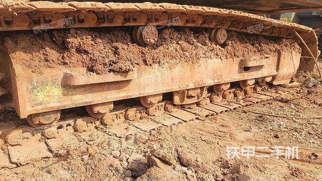 单侧履带整体（整机外观）