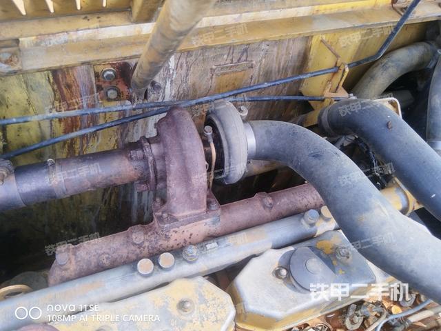 增压器特写(上车部件) 增压器特写(上车部件)