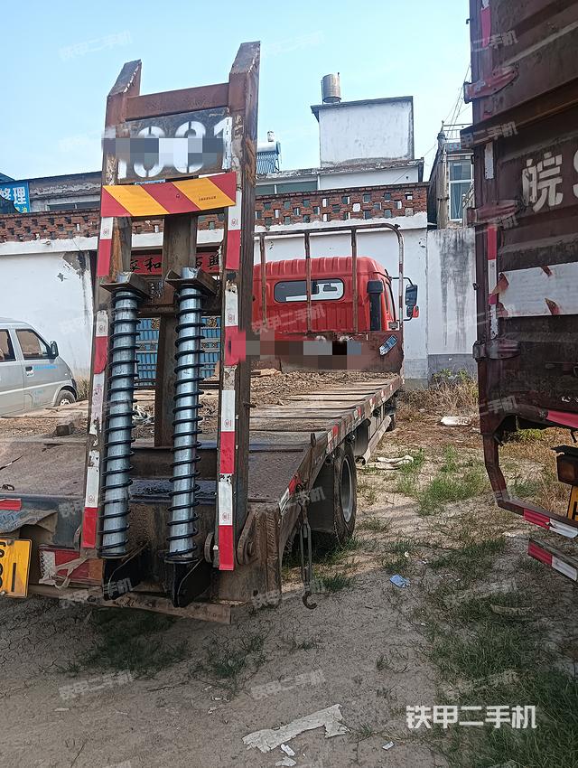 整机右后45°（设备外观及核心部件）