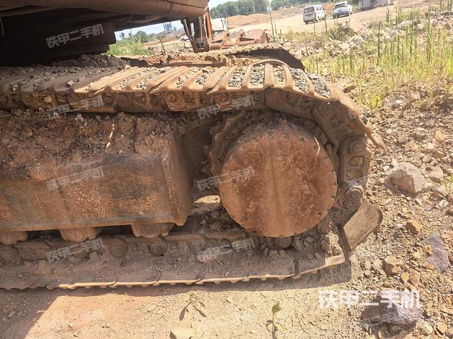 左驱动轮（行走机构）