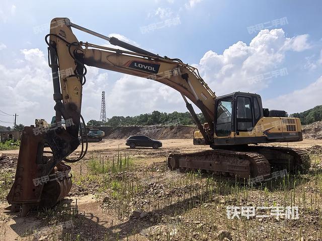 雷沃重工FR370E挖掘机