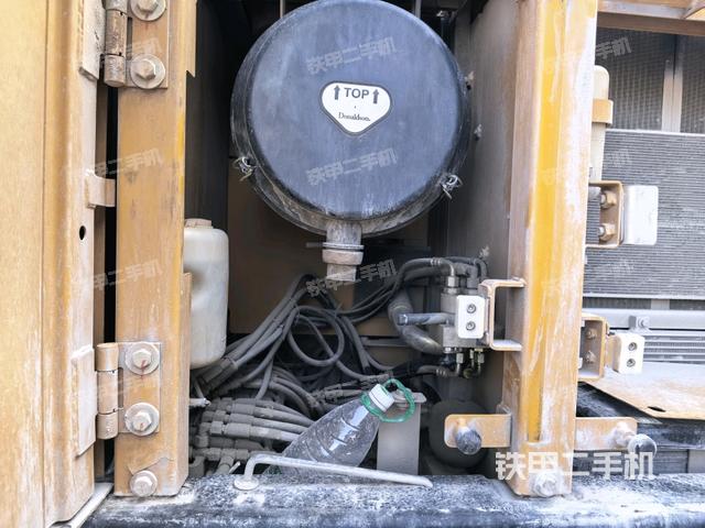 液压泵斜45 左(大件舱室) 液压泵斜45 左(大件舱室)