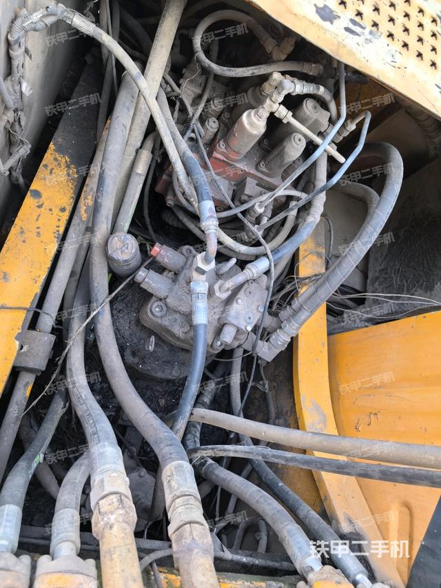 回轉(zhuǎn)馬達(上車部件) 回轉(zhuǎn)馬達(上車部件)