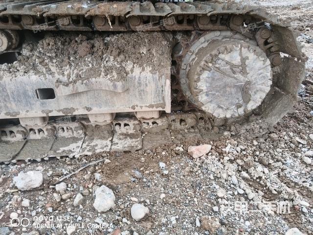 左驱动轮(行走机构) 左驱动轮(行走机构)