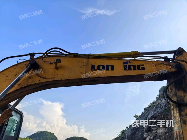 鏟斗45度(工作和回轉(zhuǎn)裝置) 鏟斗45度(工作和回轉(zhuǎn)裝置)