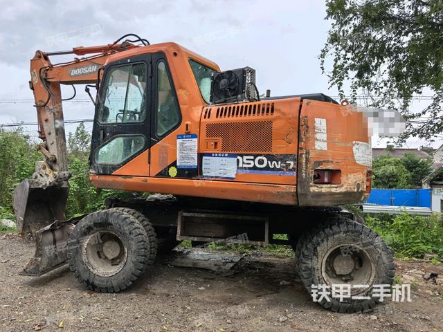 左后45(整機(jī)外觀) 左后45(整機(jī)外觀)