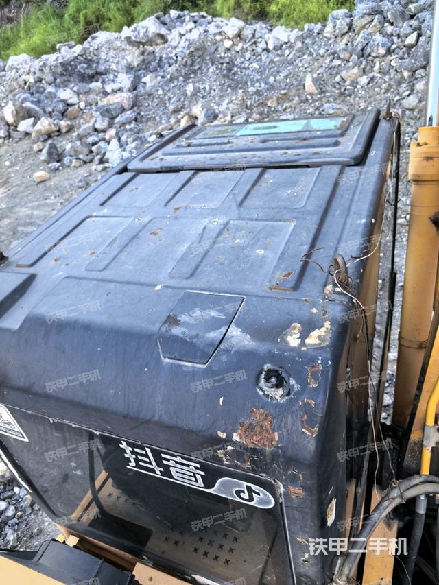 駕駛室頂部俯視(上車部件) 駕駛室頂部俯視(上車部件)