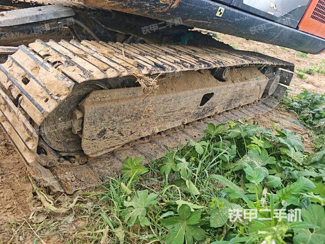 左側(cè)履帶整體?（行走機(jī)構(gòu)）