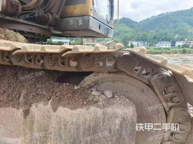 右侧履带整体（行走机构）