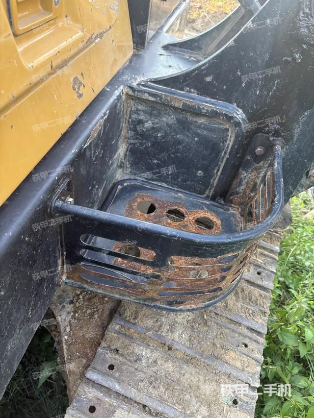 大臂根部 斜(工作和回转装置) 大臂根部 斜(工作和回转装置)