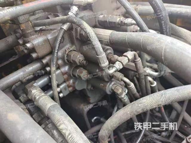 气门室盖螺丝特写（上车部件）