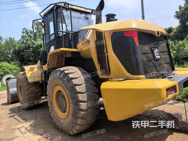 右后45°(整機(jī)外觀) 右后45°(整機(jī)外觀)