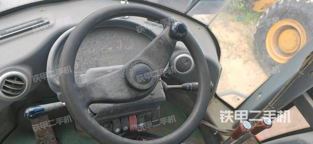 驾驶室操作台（整机外观及大件）