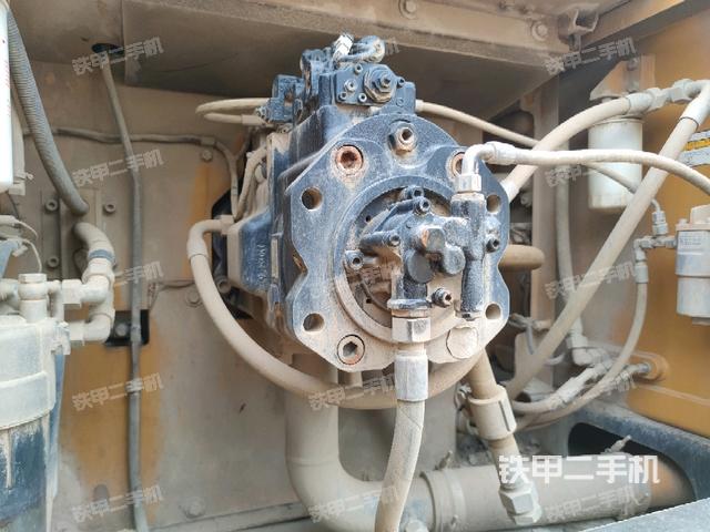 液压泵斜45 右(大件舱室) 液压泵斜45 右(大件舱室)