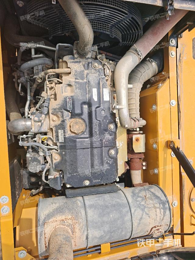 發(fā)動(dòng)機(jī)室(上車部件) 發(fā)動(dòng)機(jī)室(上車部件)