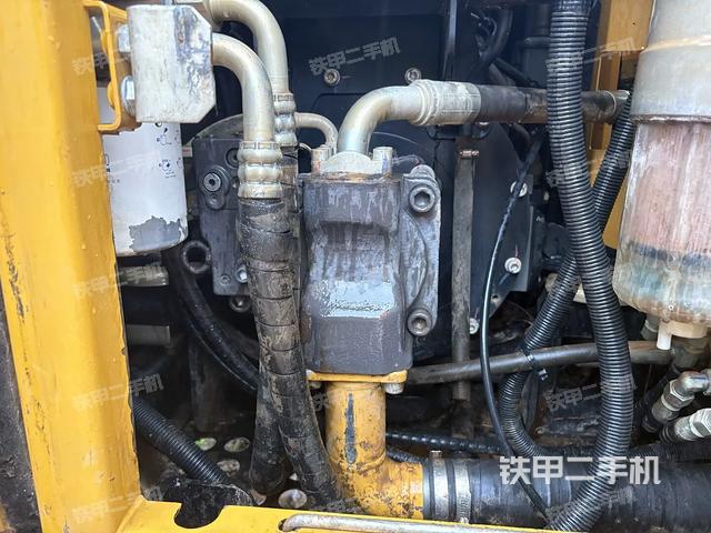 液压泵室(大件舱室) 液压泵室(大件舱室)