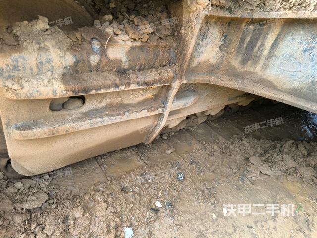 左侧行走马达盖板(行走机构) 左侧行走马达盖板(行走机构)