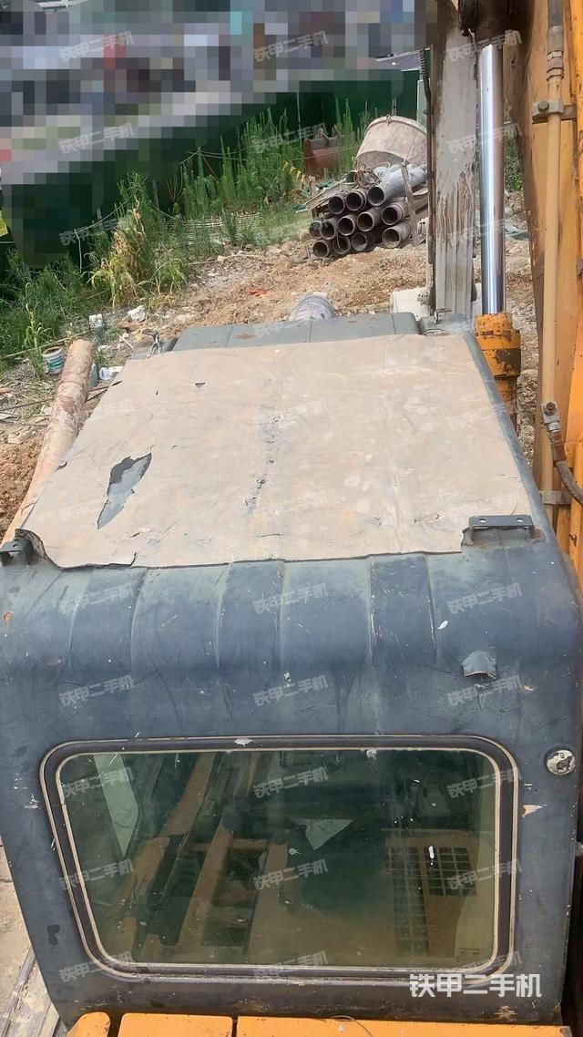 驾驶室顶部（整机外观）