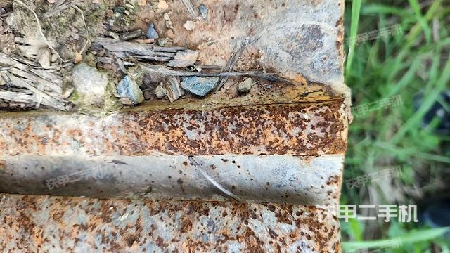 右侧履带整体（行走机构）