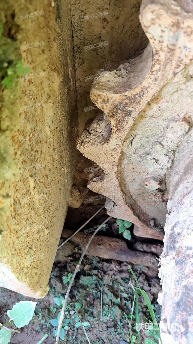 左导向轮（行走机构）