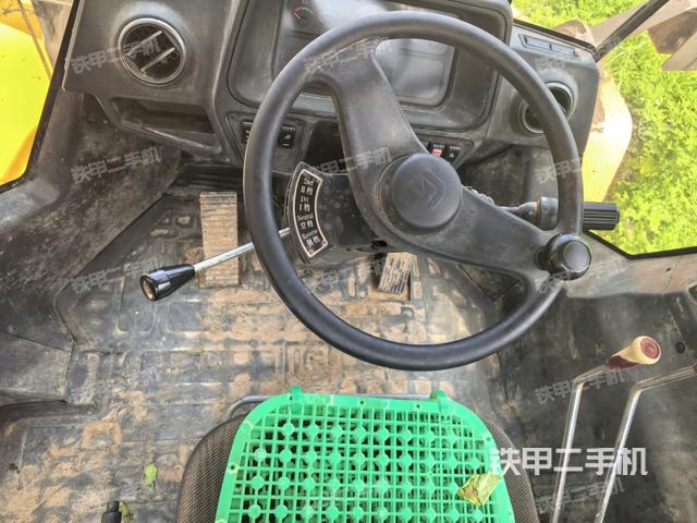 儀表盤(pán)（駕駛室部分）