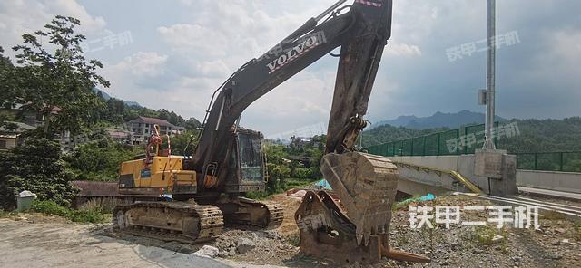 整机右后45°(整机外观) 整机右后45°(整机外观)