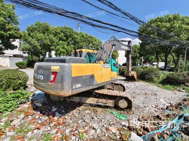 右后45(整机外观) 右后45(整机外观)