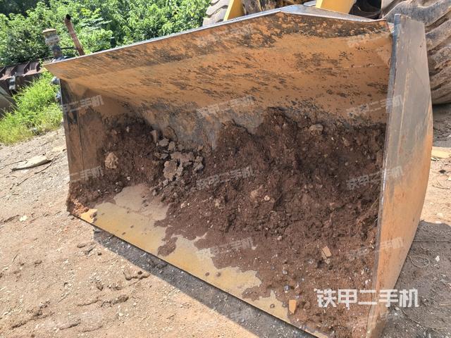 鏟斗后45°(工作裝置) 鏟斗后45°(工作裝置)