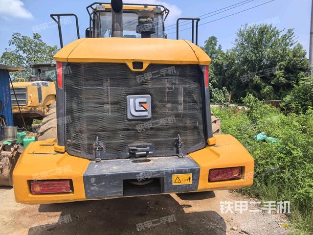 正后方（整機(jī)外觀）