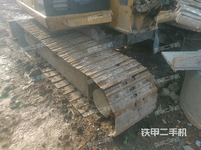 单侧履带整体（整机外观）